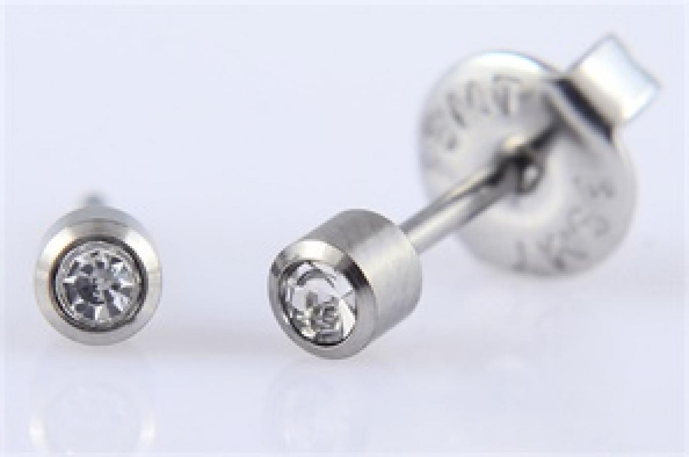 Pre Sterilised Hypoallergenic Titanium 2mm Earrings Clear 1 pair 71 204